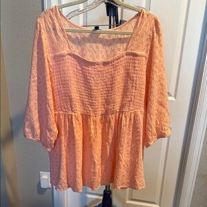 Torrid Peach colored quarter length Sleeve Boxy Blouse. Size 3
